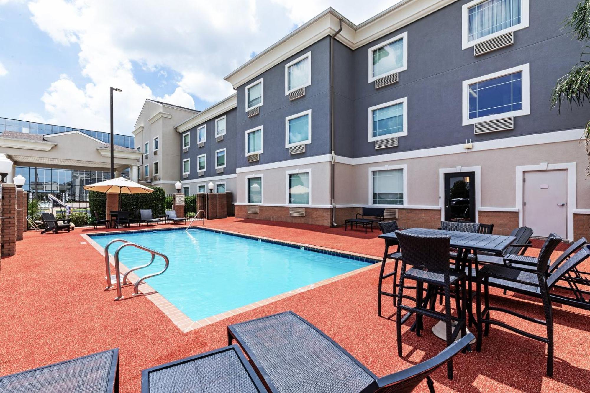Holiday Inn Express Harvey-Marrero By Ihg Exterior photo
