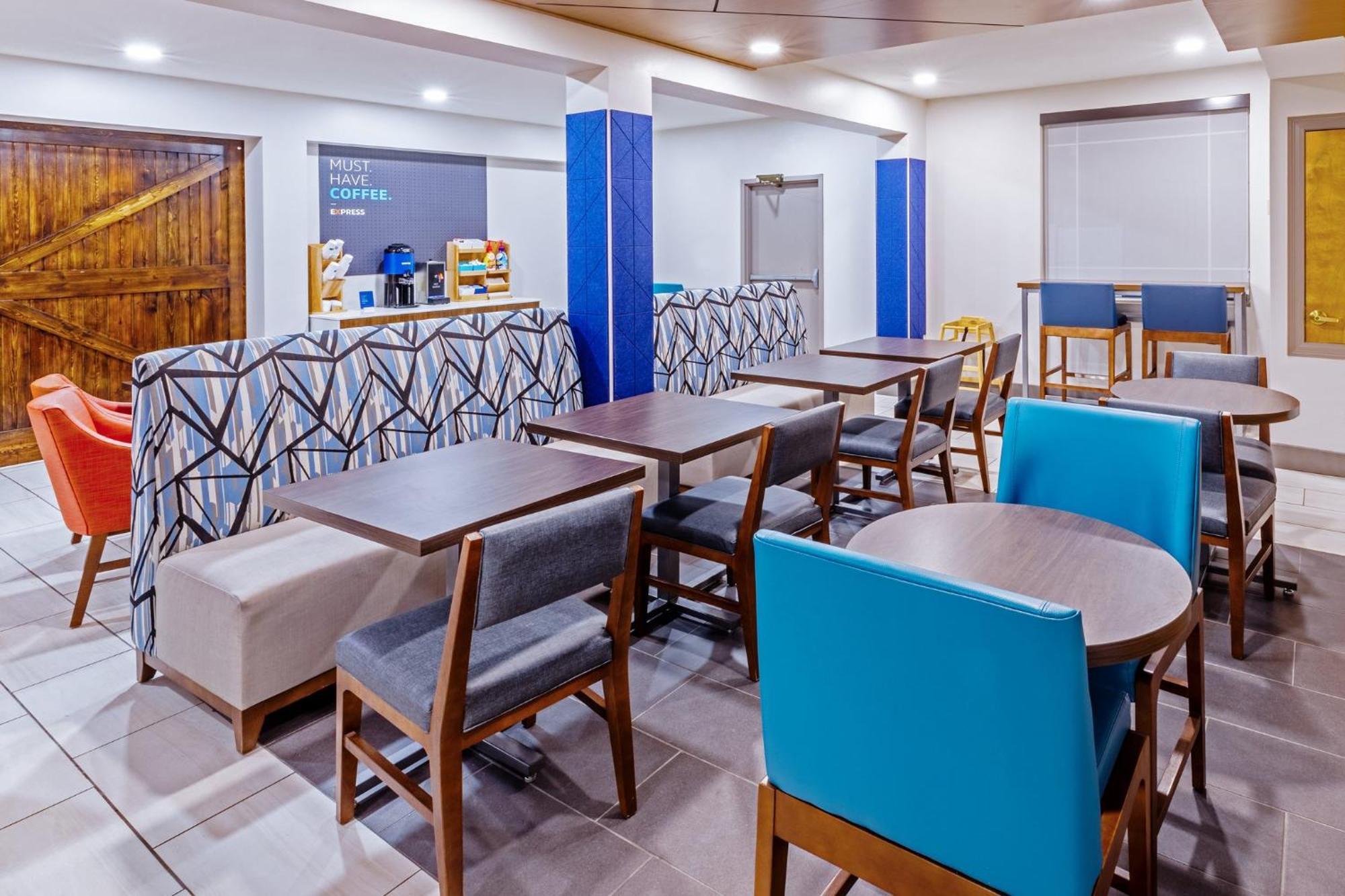 Holiday Inn Express Harvey-Marrero By Ihg Exterior photo